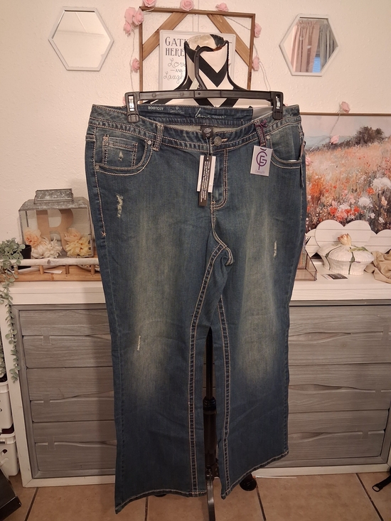 Levi's Denim - Lane Bryant Genius Fit Distressed Bootcut Jeans - Med Wash Plus Size Denim